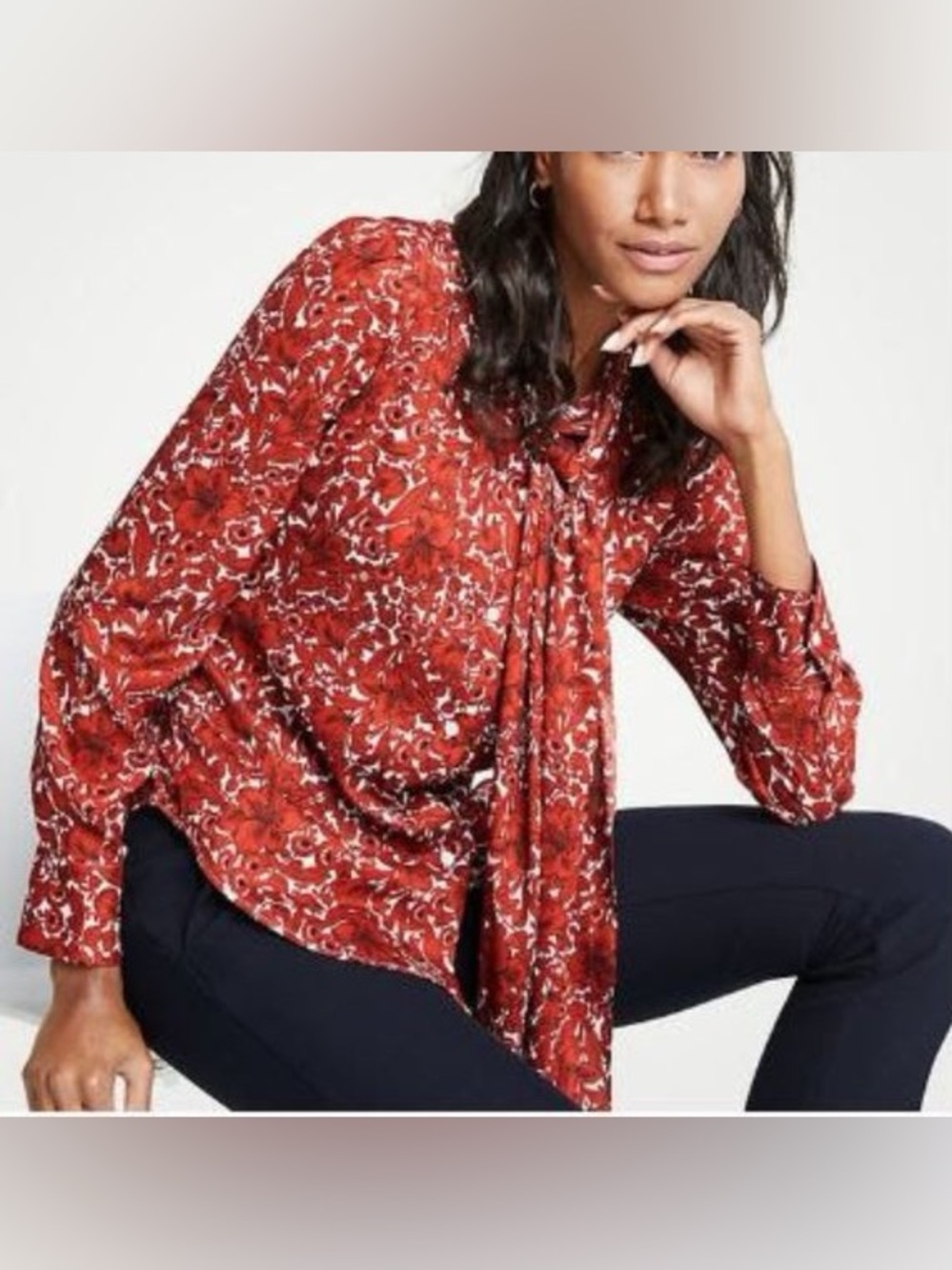 Ann Taylor Orange/Red Floral Tie-Neck Long Sleeve Button Down Blouse Small